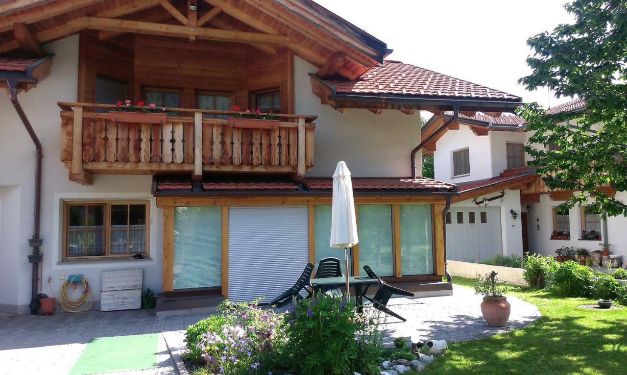 Bina' S House Apartment Sillian Exterior foto